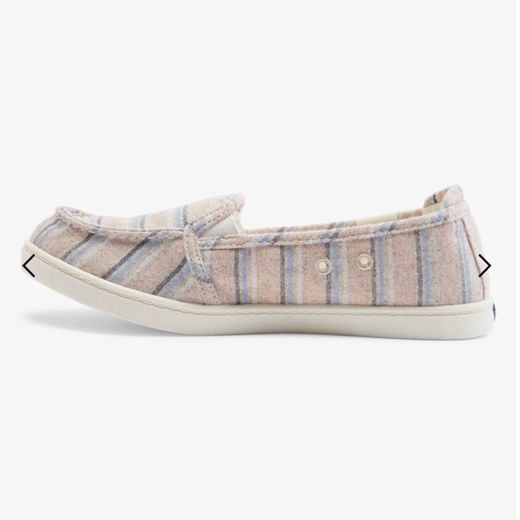 NWT Roxy Minnow Slip On Shoes - Picture 7 of 15